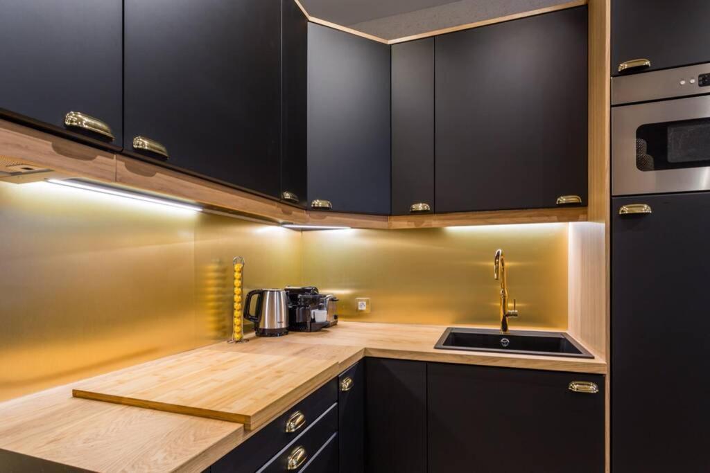 Nation-Charonne II Charming Apartment 1Br-4P Париж Екстериор снимка